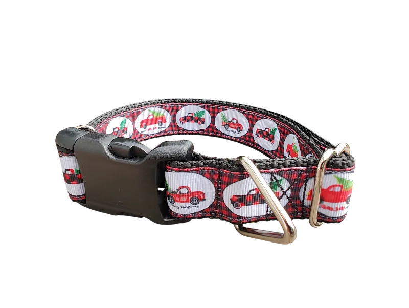 Christmas Red Truck Nylon Dog Collar