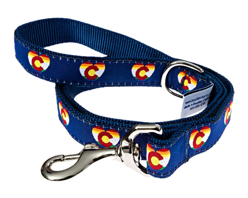 Leash | Colorado Flag Rainbow Hearts