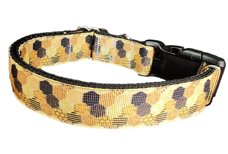 Patchwork Beehive Nylon Dog Collar