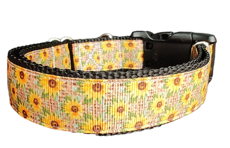 Sunflowers On Burlap Nylon Dog Collar